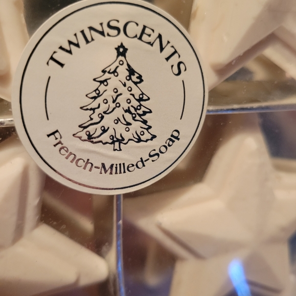 Set of 8 Star Shaped Bath Soap Hand Soap decorative and scented, red white green - Picture 3 of 5